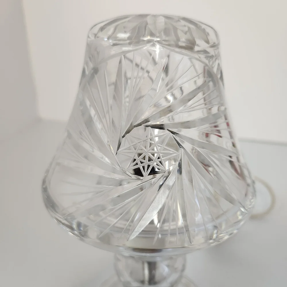 Vintage Cut Crystal Fairy Lamp Pinwheel Patern Czech Bohemian Mushroom Shape - Picture 4 of 10